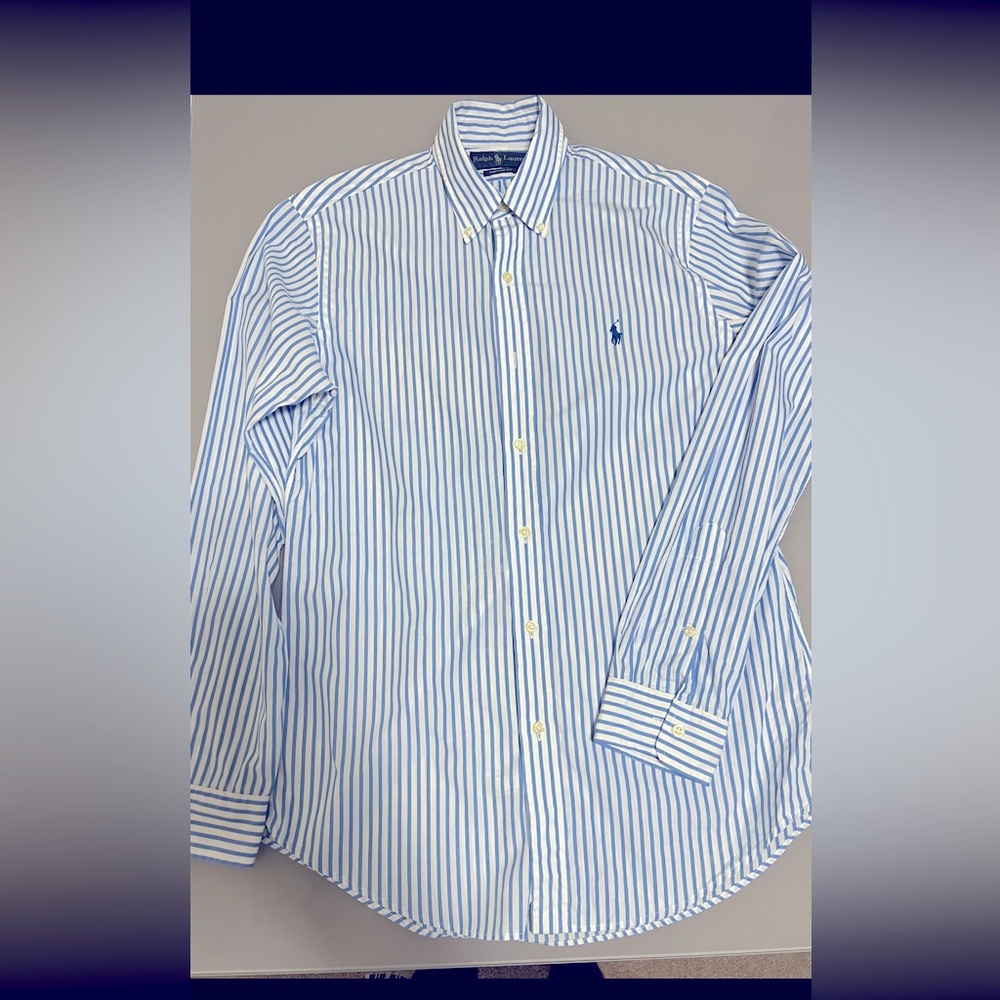 Ralph Lauren men’s cotton button down shirt. Custom fit/small